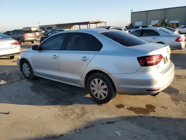3VW267AJ6GM335498 2016 VOLKSWAGEN JETTA - Image 2