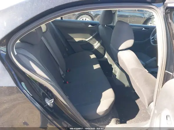 3VW267AJ6GM371210 2016 VOLKSWAGEN JETTA - Image 8
