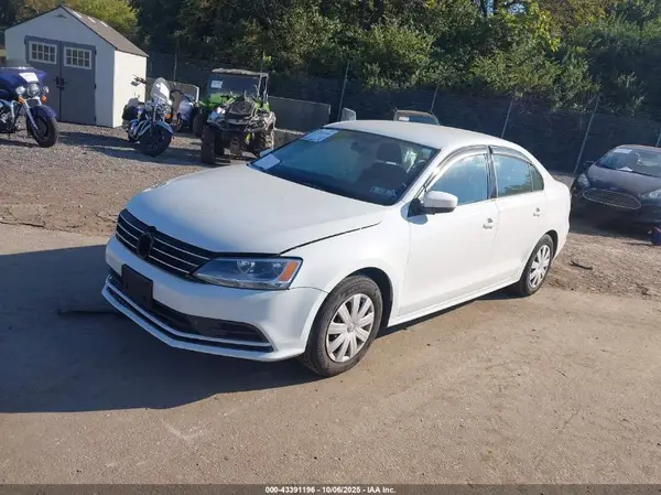 3VW267AJ6GM376777 2016 VOLKSWAGEN JETTA - Image 2