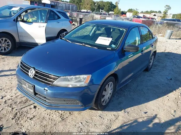 3VW267AJ6GM377895 2016 VOLKSWAGEN JETTA - Image 2