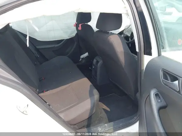 3VW267AJ6GM384877 2016 VOLKSWAGEN JETTA - Image 8