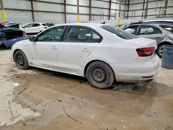 3VW267AJ6GM384944 2016 VOLKSWAGEN JETTA - Image 2