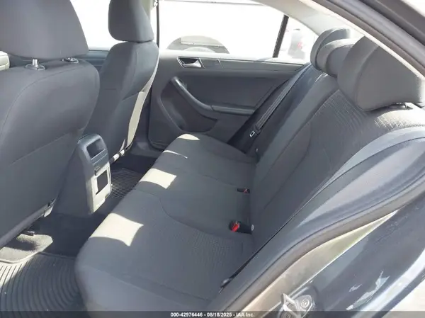 3VW267AJ6GM410894 2016 VOLKSWAGEN JETTA - Image 8