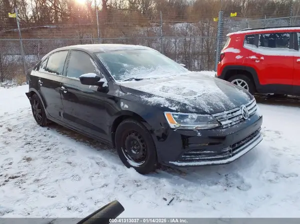 3VW267AJ6GM414654 2016 VOLKSWAGEN JETTA - Image 1