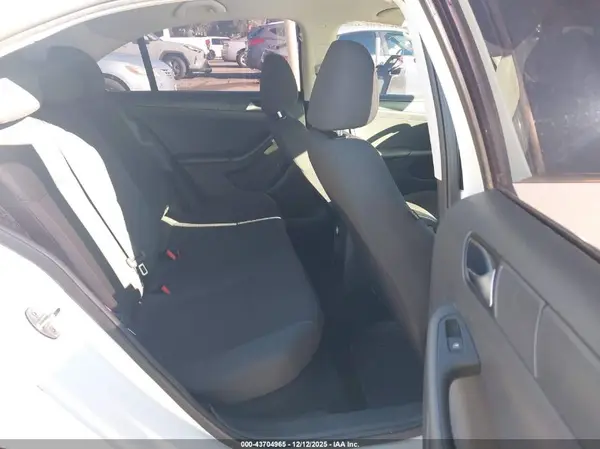 3VW267AJ7GM218920 2016 VOLKSWAGEN JETTA - Image 8
