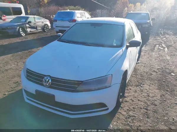 3VW267AJ7GM245874 2016 VOLKSWAGEN JETTA - Image 2