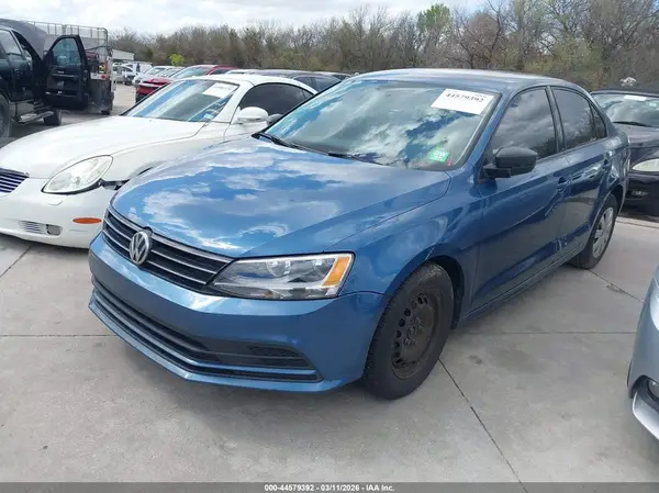 3VW267AJ7GM274050 2016 VOLKSWAGEN JETTA - Image 2