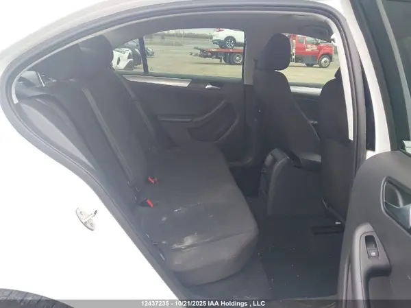 3VW267AJ7GM276042 2016 VOLKSWAGEN JETTA - Image 8