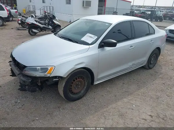 3VW267AJ7GM276977 2016 VOLKSWAGEN JETTA - Image 2
