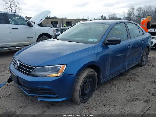 3VW267AJ7GM320136 2016 VOLKSWAGEN JETTA - Image 2