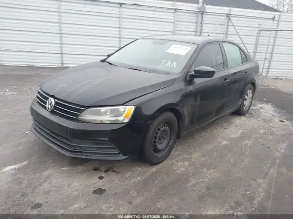 3VW267AJ7GM331587 2016 VOLKSWAGEN JETTA - Image 2