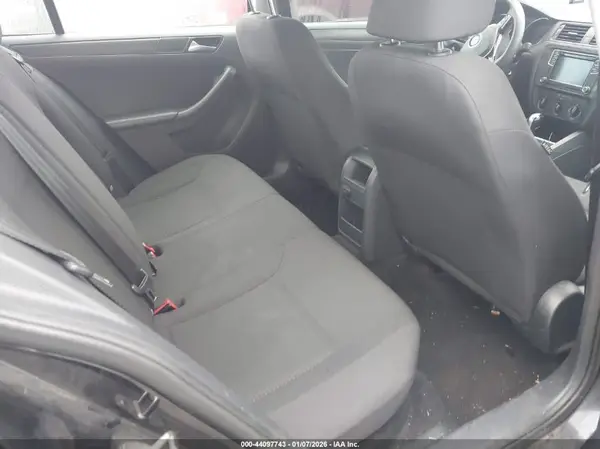 3VW267AJ7GM331587 2016 VOLKSWAGEN JETTA - Image 8