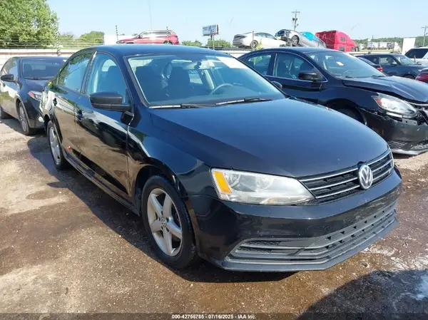 3VW267AJ7GM340404 2016 VOLKSWAGEN JETTA - Image 1