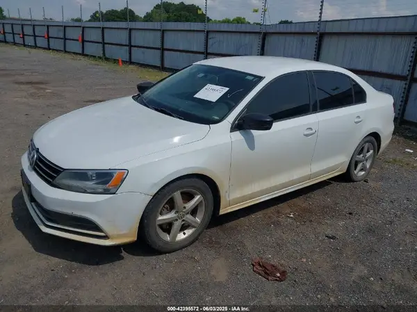 3VW267AJ7GM357283 2016 VOLKSWAGEN JETTA - Image 2