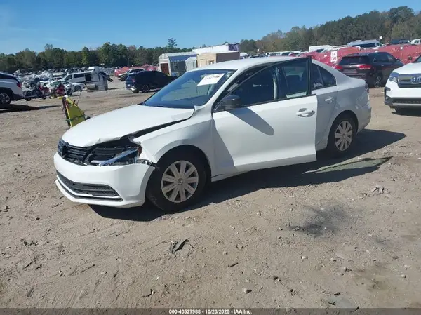 3VW267AJ7GM392566 2016 VOLKSWAGEN JETTA - Image 2