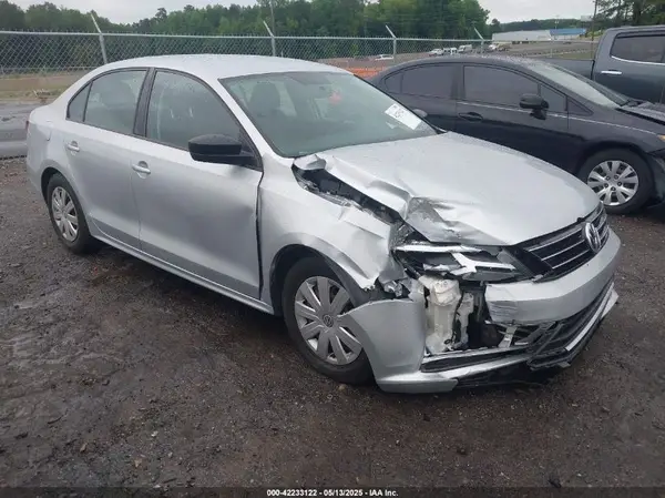 3VW267AJ8GM209126 2016 VOLKSWAGEN JETTA - Image 1