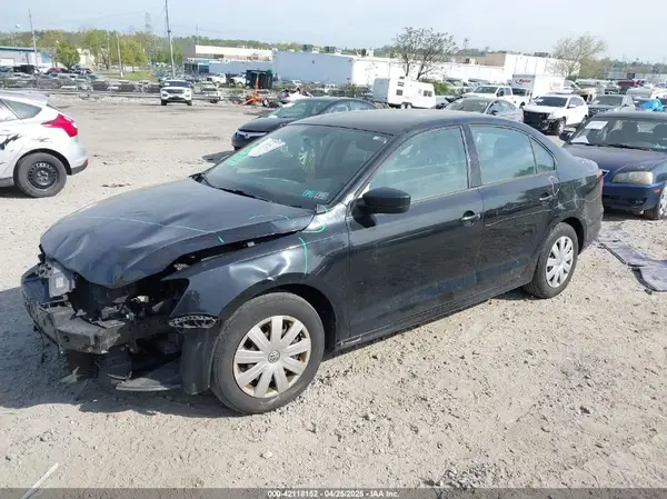 3VW267AJ8GM210714 2016 VOLKSWAGEN JETTA - Image 2