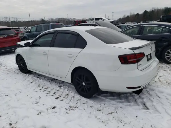 3VW267AJ8GM212589 2016 VOLKSWAGEN JETTA - Image 2