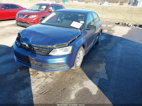 3VW267AJ8GM212947 2016 VOLKSWAGEN JETTA - Image 2