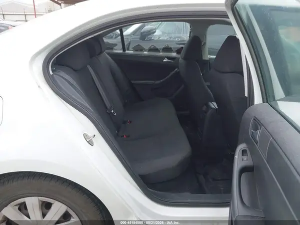 3VW267AJ8GM213600 2016 VOLKSWAGEN JETTA - Image 8