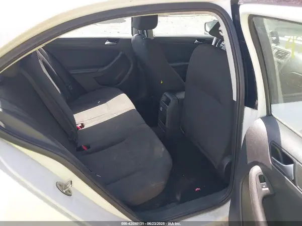 3VW267AJ8GM236939 2016 VOLKSWAGEN JETTA - Image 8
