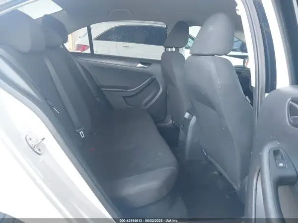 3VW267AJ8GM239243 2016 VOLKSWAGEN JETTA - Image 8