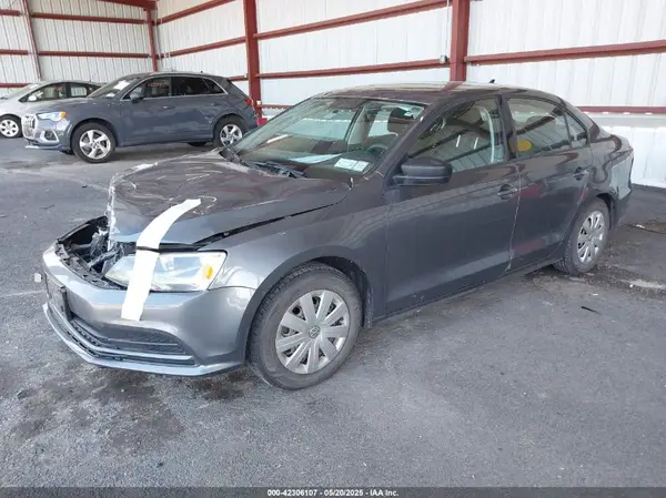 3VW267AJ8GM264742 2016 VOLKSWAGEN JETTA - Image 2