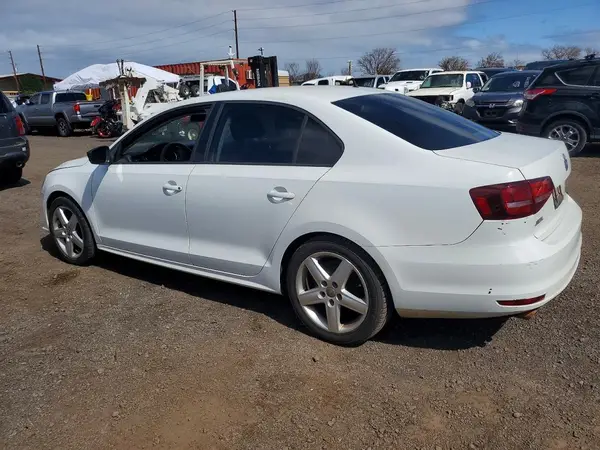 3VW267AJ8GM264899 2016 VOLKSWAGEN JETTA - Image 2