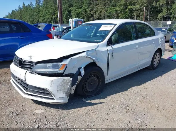 3VW267AJ8GM279788 2016 VOLKSWAGEN JETTA - Image 2