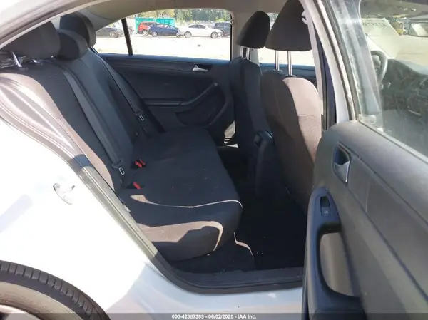 3VW267AJ8GM279788 2016 VOLKSWAGEN JETTA - Image 8