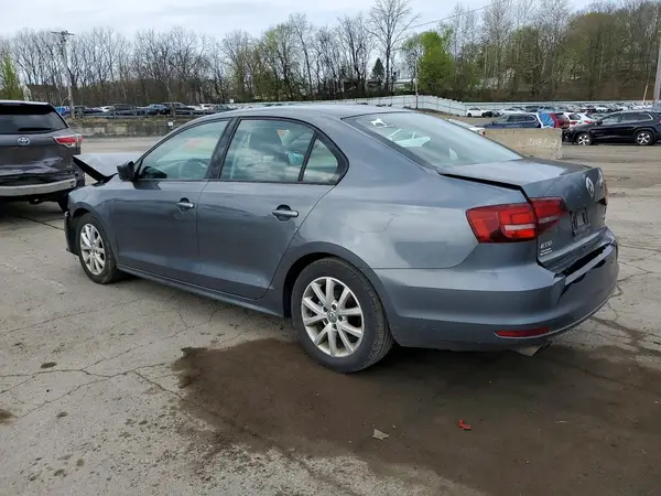 3VW267AJ8GM286577 2016 VOLKSWAGEN JETTA - Image 2