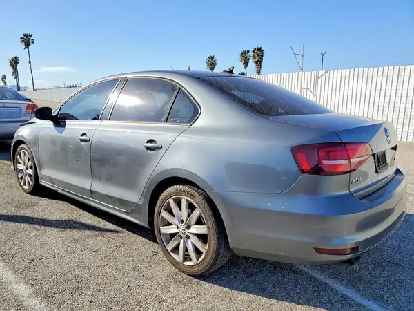 3VW267AJ8GM345479 2016 VOLKSWAGEN JETTA - Image 2