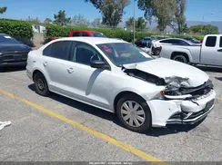 3VW267AJ8GM351931 2016 VOLKSWAGEN JETTA