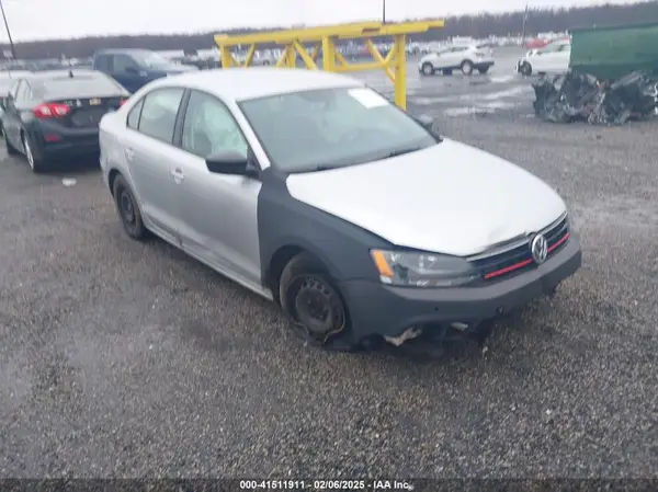 3VW267AJ8GM353890 2016 VOLKSWAGEN JETTA - Image 1
