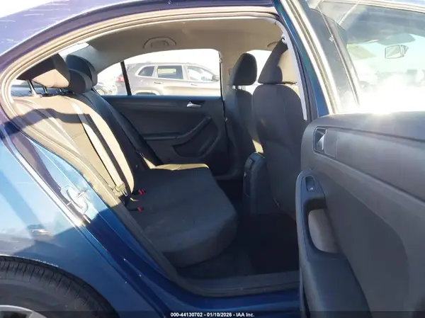 3VW267AJ8GM363903 2016 VOLKSWAGEN JETTA - Image 8