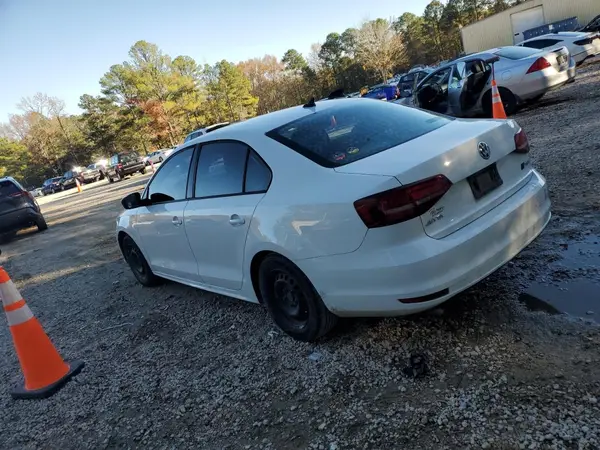 3VW267AJ8GM365599 2016 VOLKSWAGEN JETTA - Image 2
