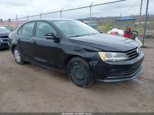 3VW267AJ8GM379129 2016 VOLKSWAGEN JETTA - Image 1