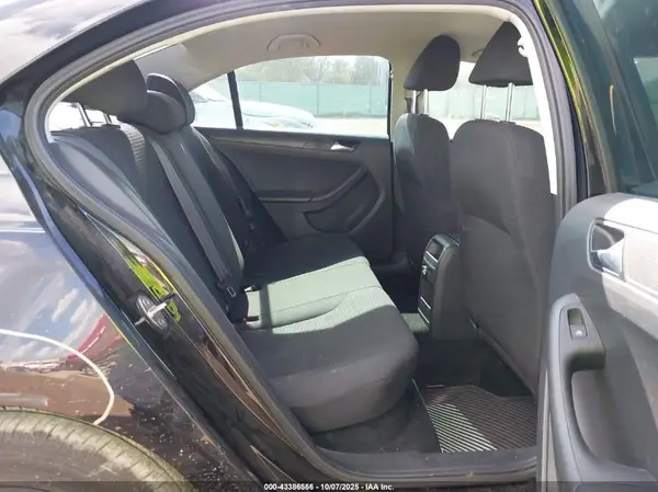3VW267AJ8GM385920 2016 VOLKSWAGEN JETTA - Image 8
