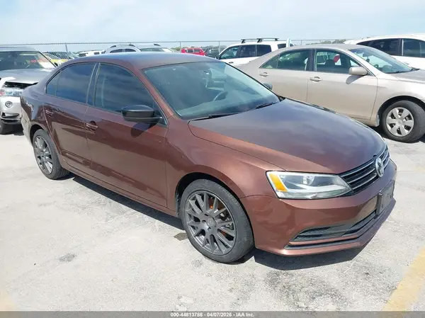 3VW267AJ8GM415790 2016 VOLKSWAGEN JETTA - Image 1