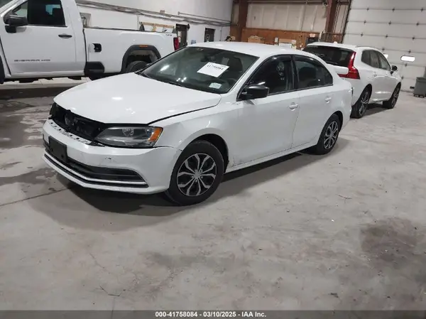 3VW267AJ8GM415983 2016 VOLKSWAGEN JETTA - Image 2