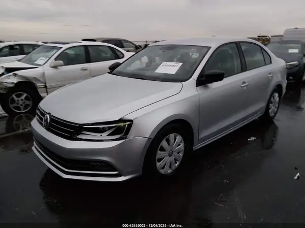 3VW267AJ9GM310045 2016 VOLKSWAGEN JETTA - Image 2