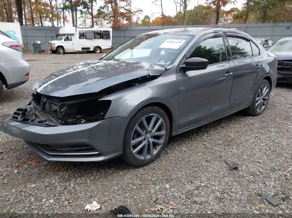 3VW267AJ9GM318405 2016 VOLKSWAGEN JETTA - Image 2
