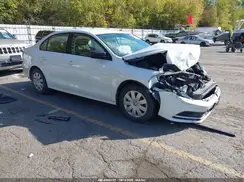 3VW267AJ9GM319568 2016 VOLKSWAGEN JETTA