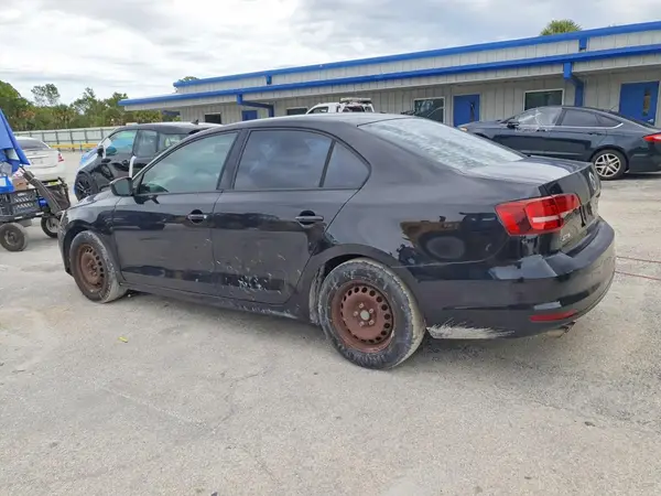 3VW267AJ9GM381679 2016 VOLKSWAGEN JETTA - Image 2
