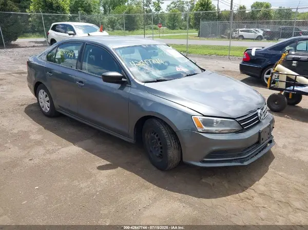 3VW267AJ9GM387224 2016 VOLKSWAGEN JETTA - Image 1
