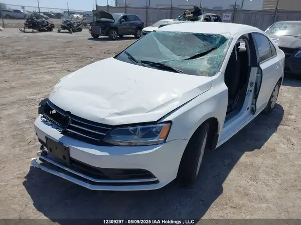 3VW267AJ9GM390947 2016 VOLKSWAGEN JETTA - Image 2