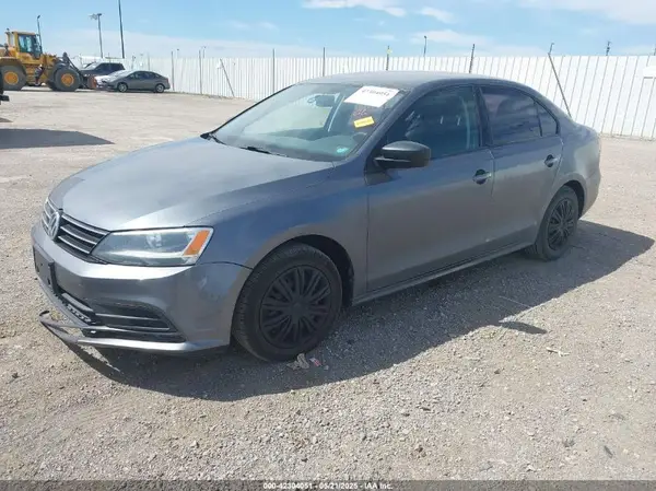 3VW267AJXGM215641 2016 VOLKSWAGEN JETTA - Image 2