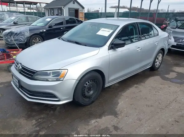 3VW267AJXGM231600 2016 VOLKSWAGEN JETTA - Image 2