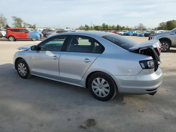 3VW267AJXGM273572 2016 VOLKSWAGEN JETTA - Image 2
