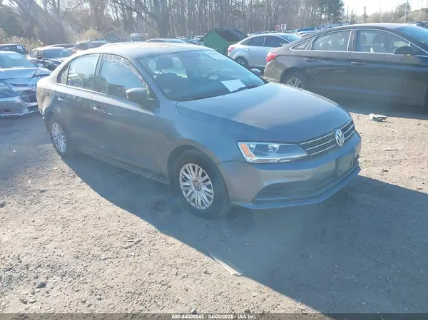 3VW267AJXGM392996 2016 VOLKSWAGEN JETTA - Image 1